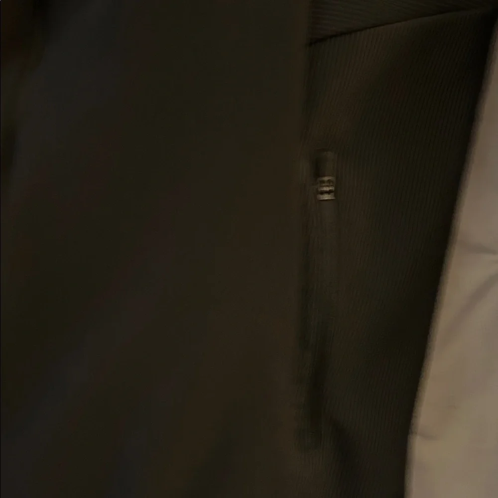 Lightweight Champion Zip-Up Work-out Jacket - Picture 4 of 13
